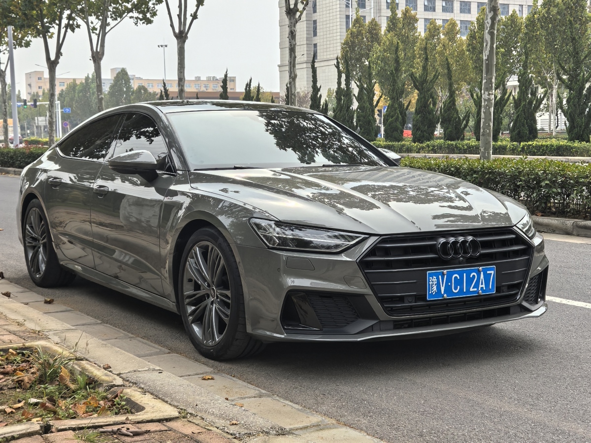 Audi A7 2023 car image #3