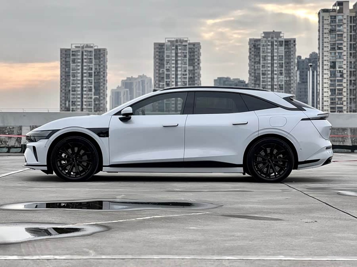 极氪 极氪007GT 2025 汽车图片 #3