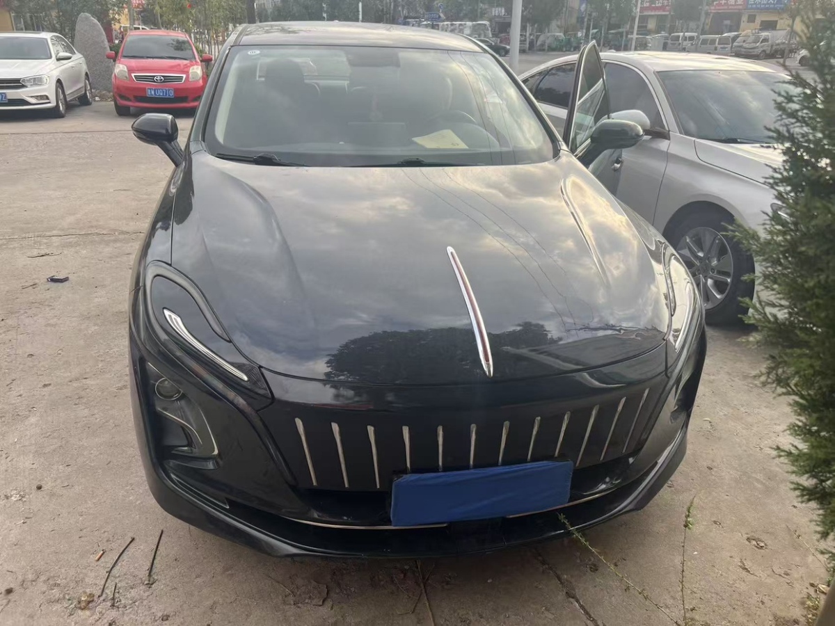 HongQi E-QM5 2021 car image #3