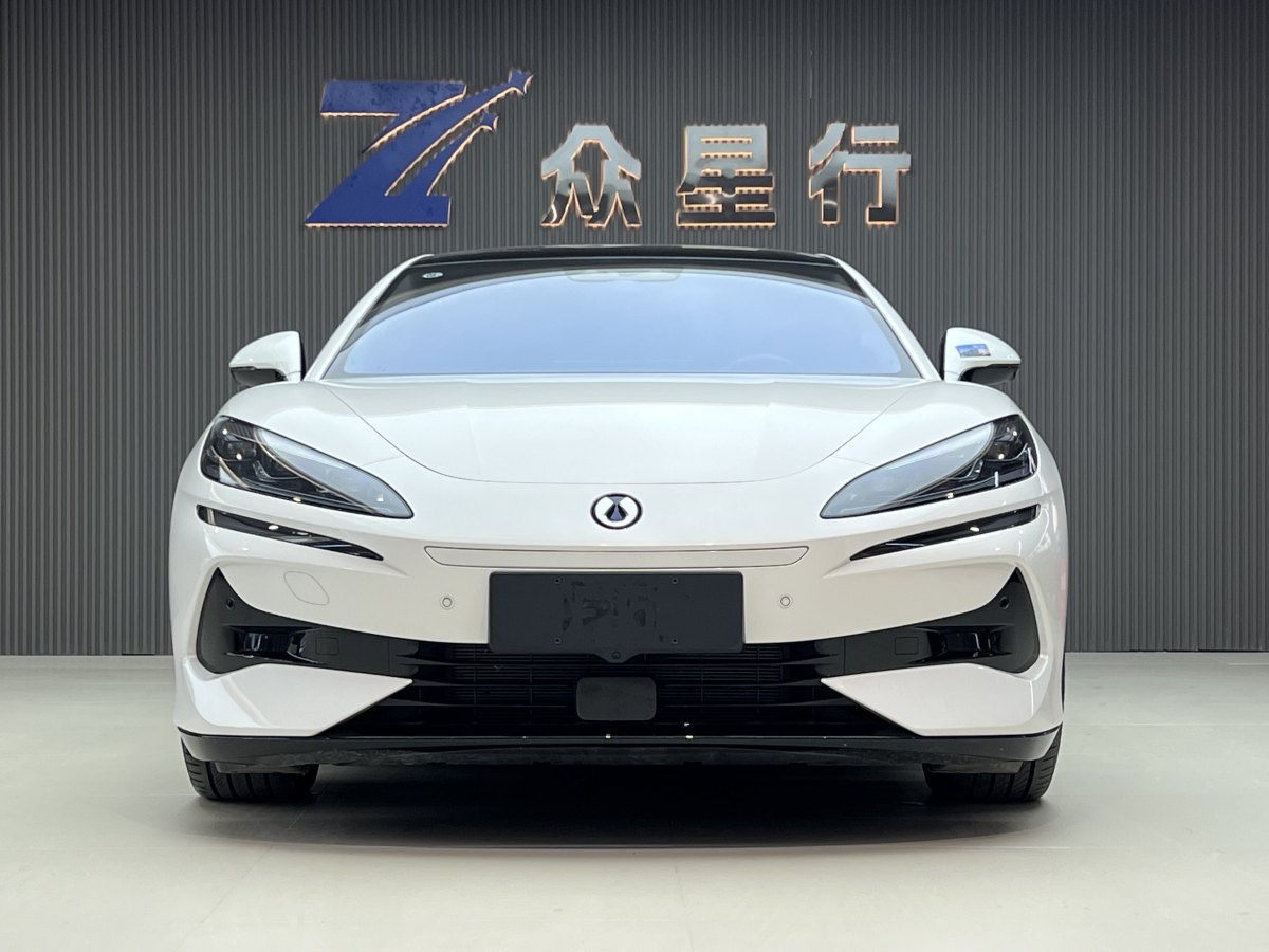 Denza Z9GT 2024 #3 Denza Z9GT 2024 car image #3