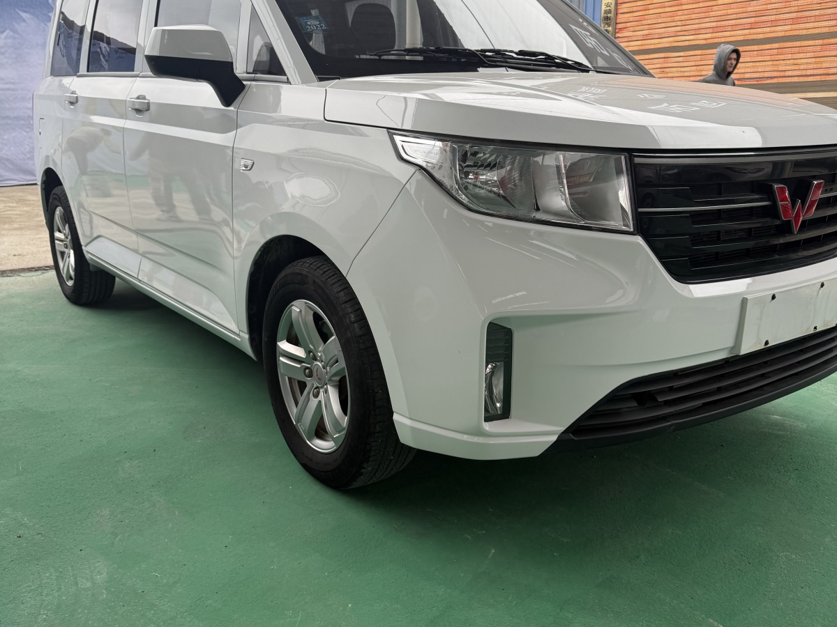 五菱汽车 五菱宏光PLUS 2020 #3 五菱汽车 五菱宏光PLUS 2020 汽车图片 #3