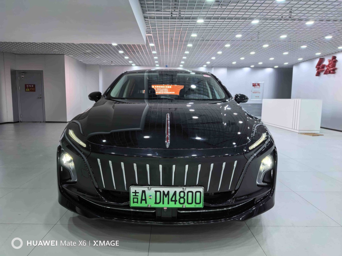 HongQi E-QM5 2024 car image #3