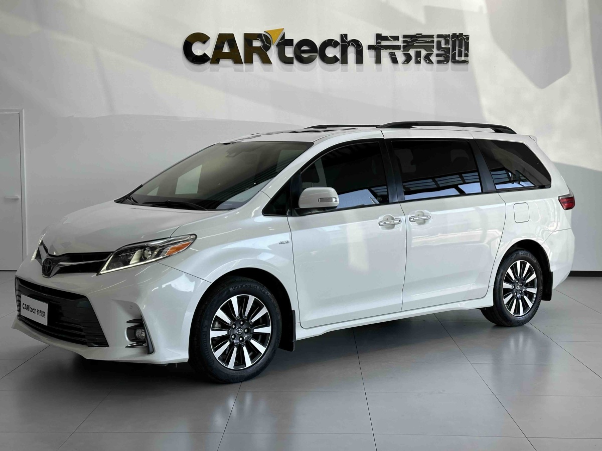 Toyota SIENNA 2019 car image #3