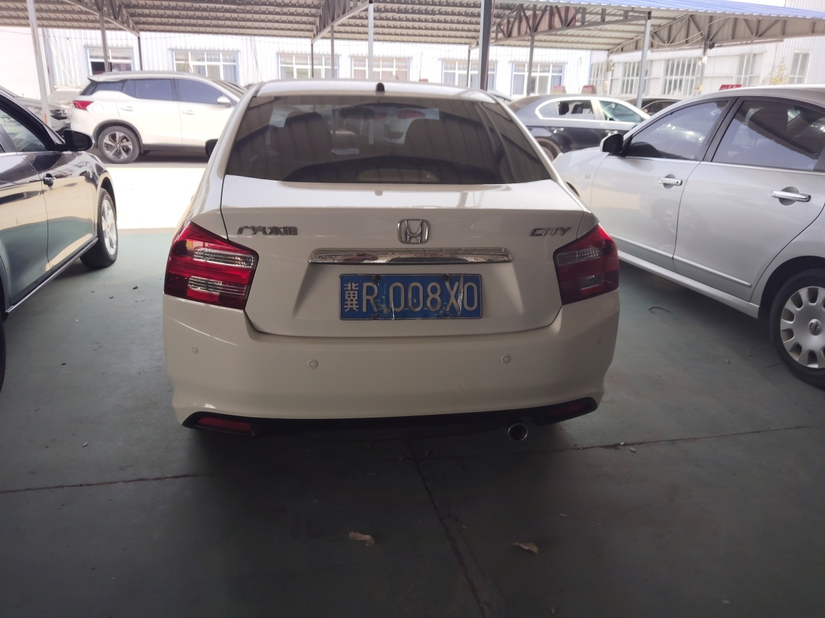 Honda City Classic 2015 car image #3