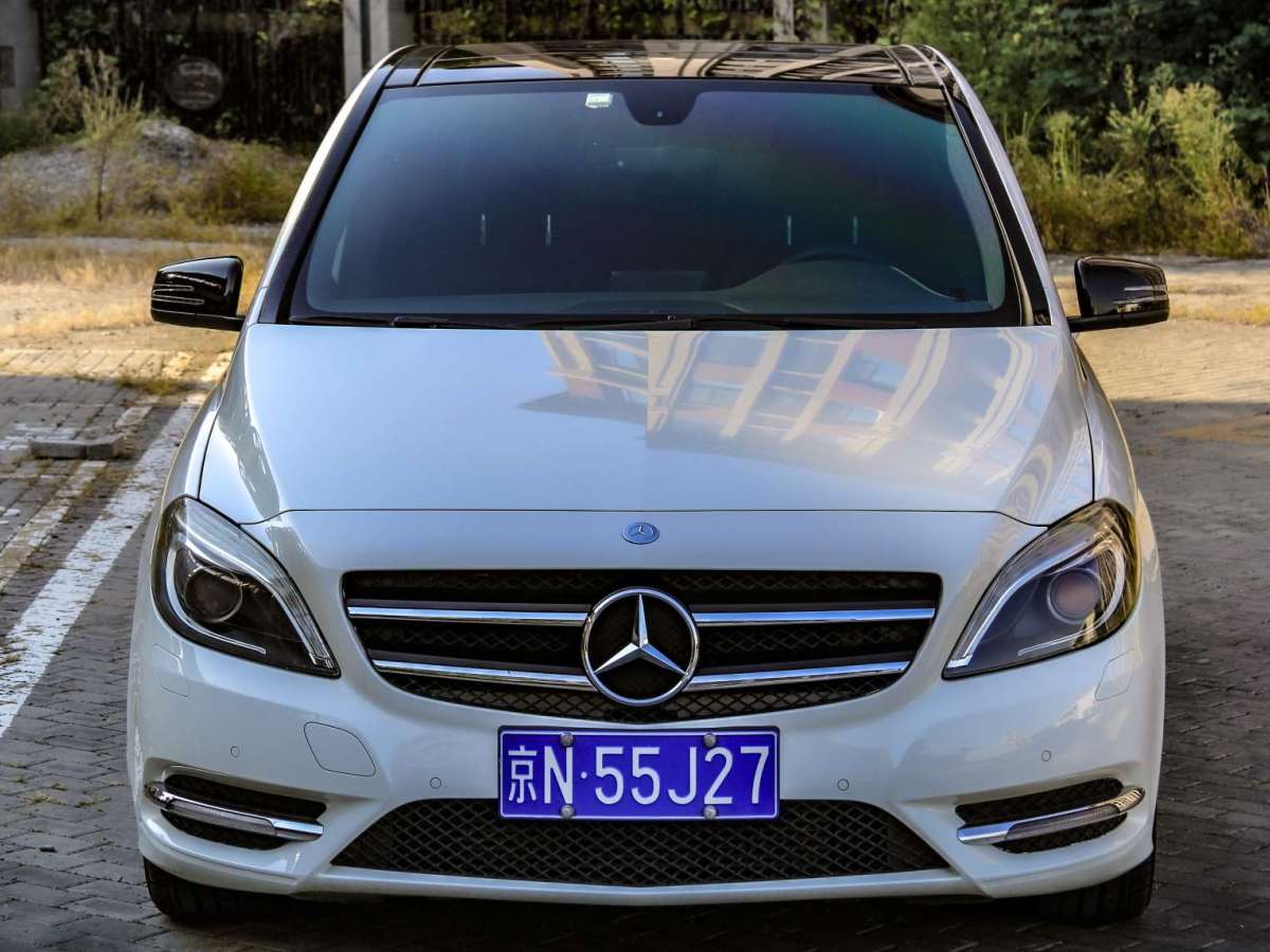 Mercedes-Benz B Class 2014 #3 Mercedes-Benz B Class 2014 car image #3