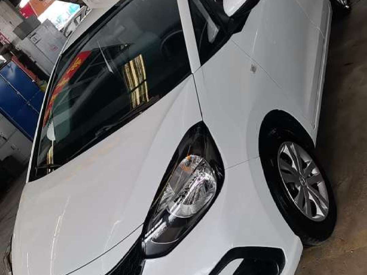 Honda Fit 2021 car image #3