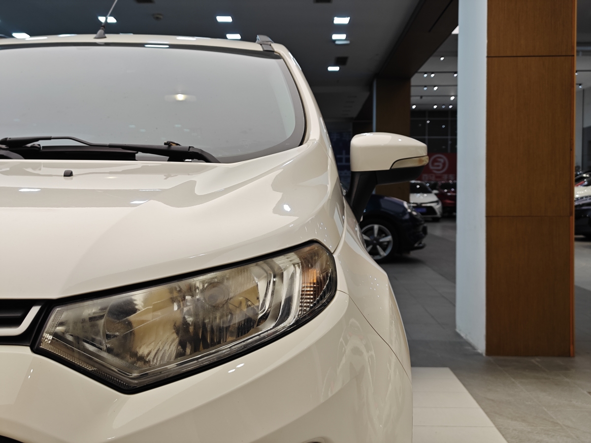 Ford EcoSport 2015 car image #3