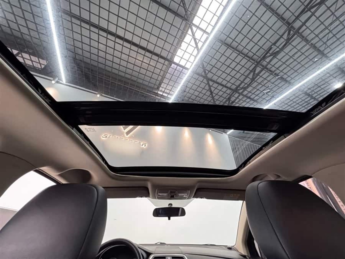 Suzuki S-Cross 2016 immagine di auto #3