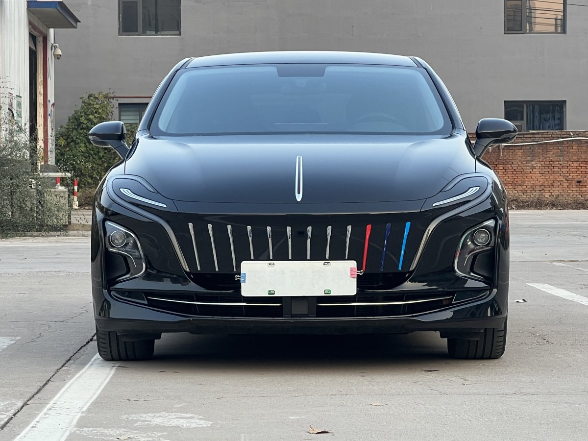 HongQi E-QM5 2024 car image #3