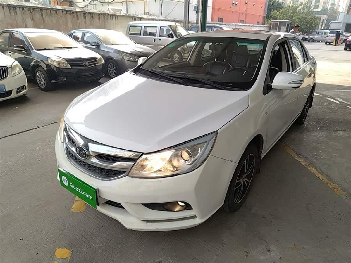BYD SuRui 2015 car image #3