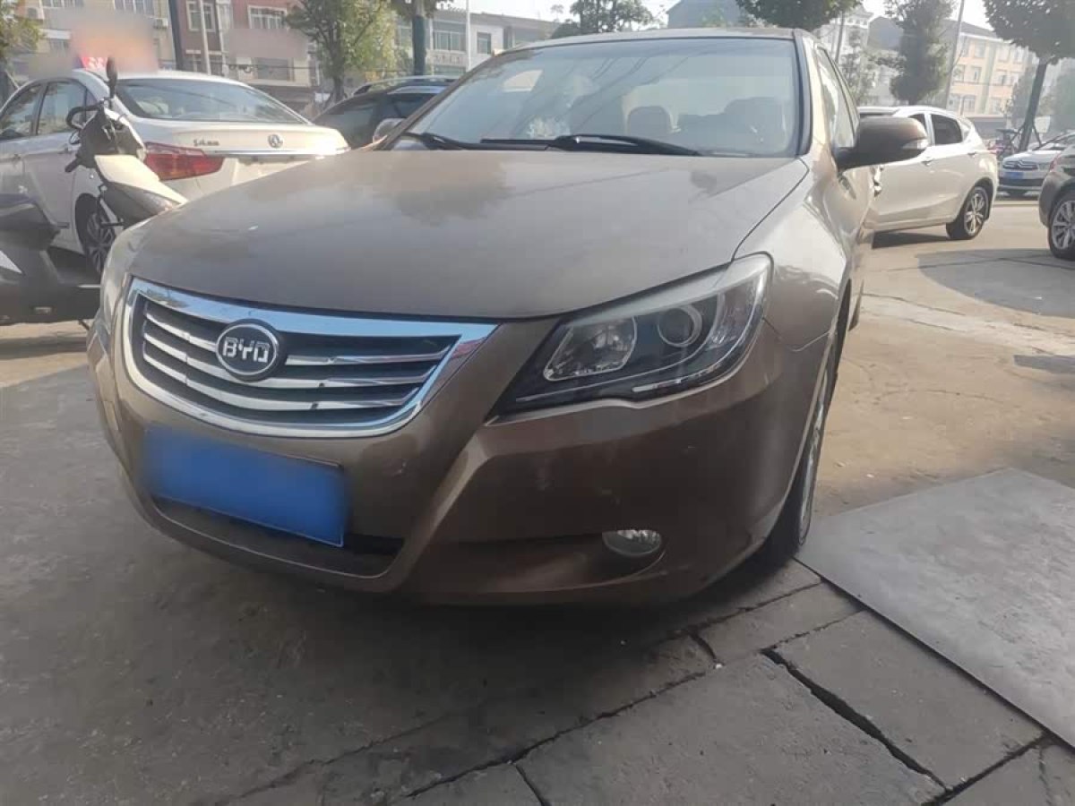 BYD G6 2014 #3 BYD G6 2014 car image #3