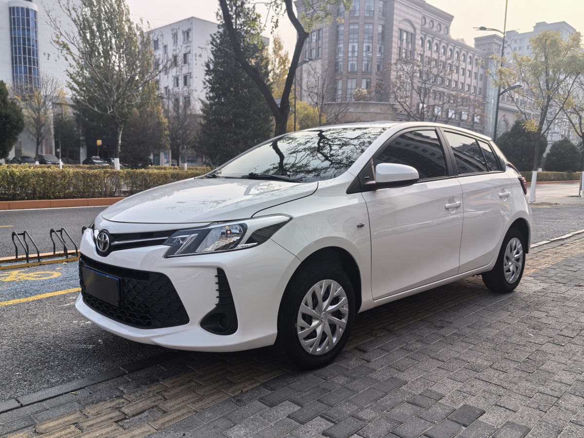 Toyota Vios FS 2021 immagine di auto #3