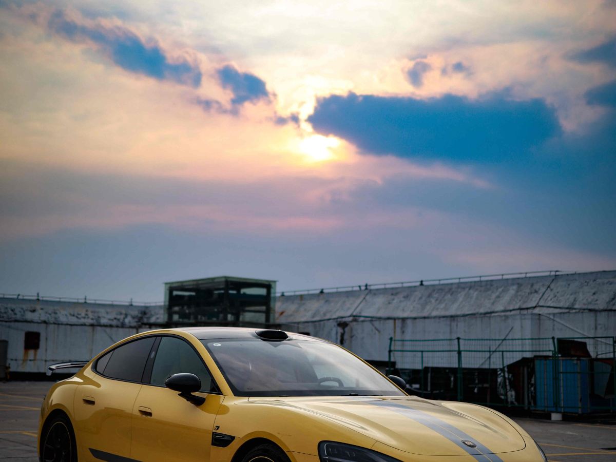 小米汽车 小米SU7 Ultra 2025 汽车图片 #3