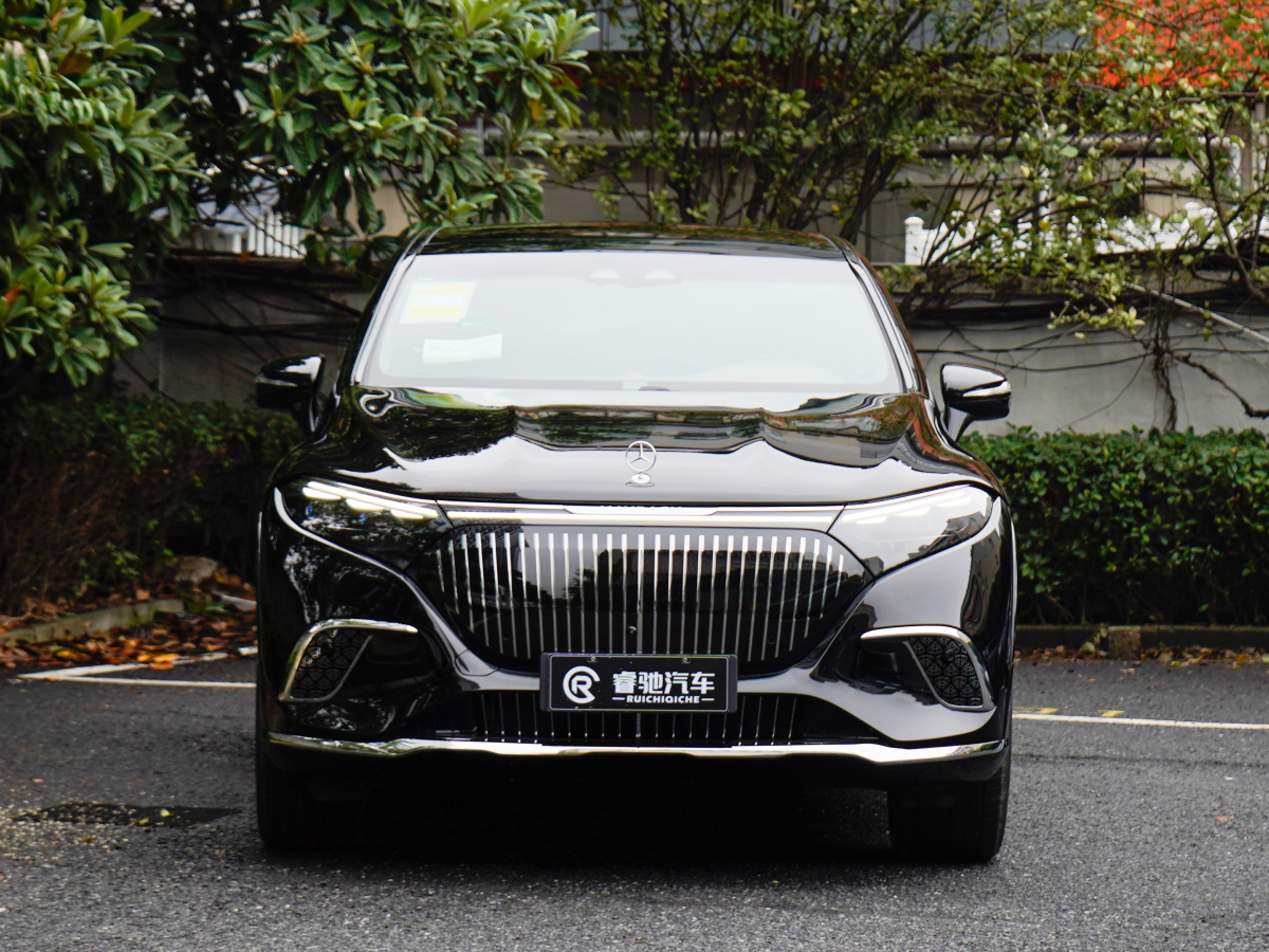 Mercedes-Benz MaybachEQS SUV 2025 car image #3