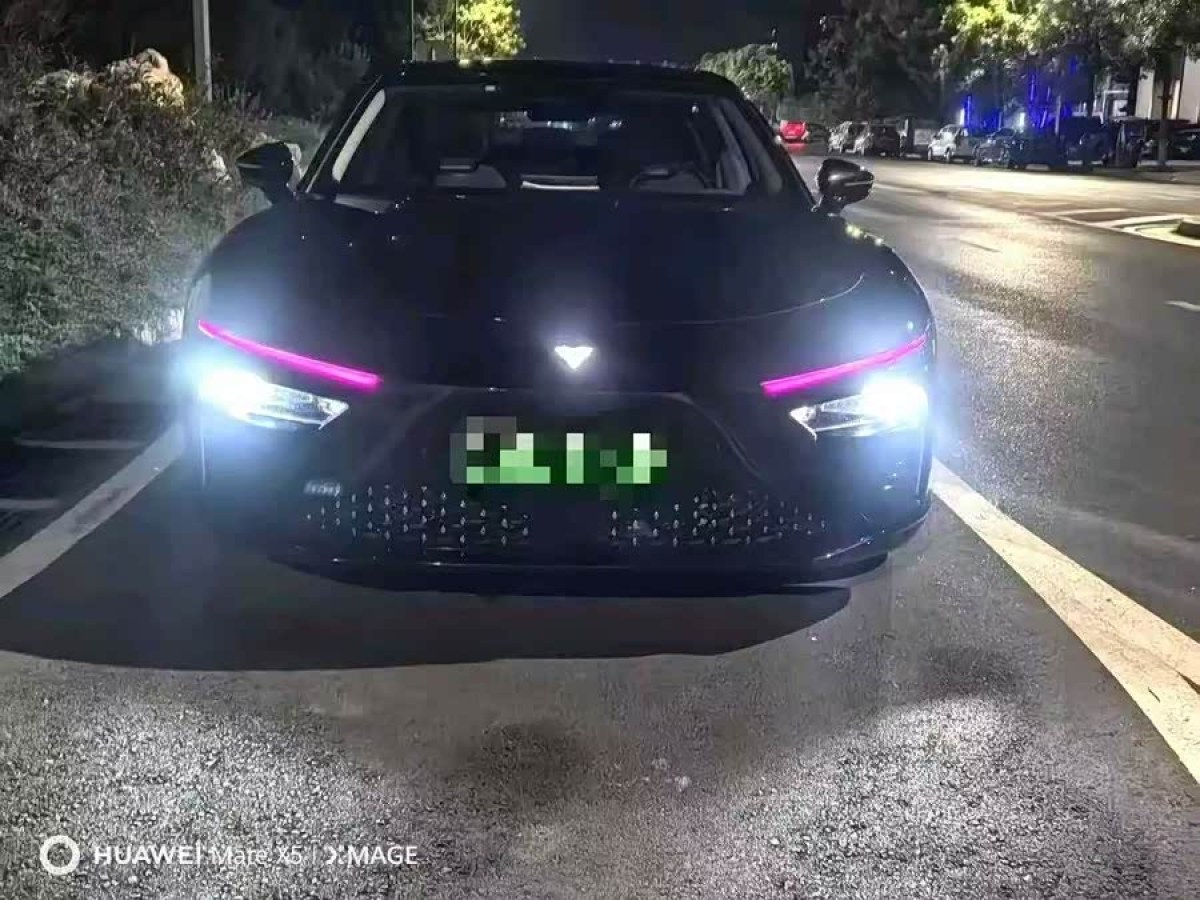 哪吒汽车 哪吒S 2023 汽车图片 #3