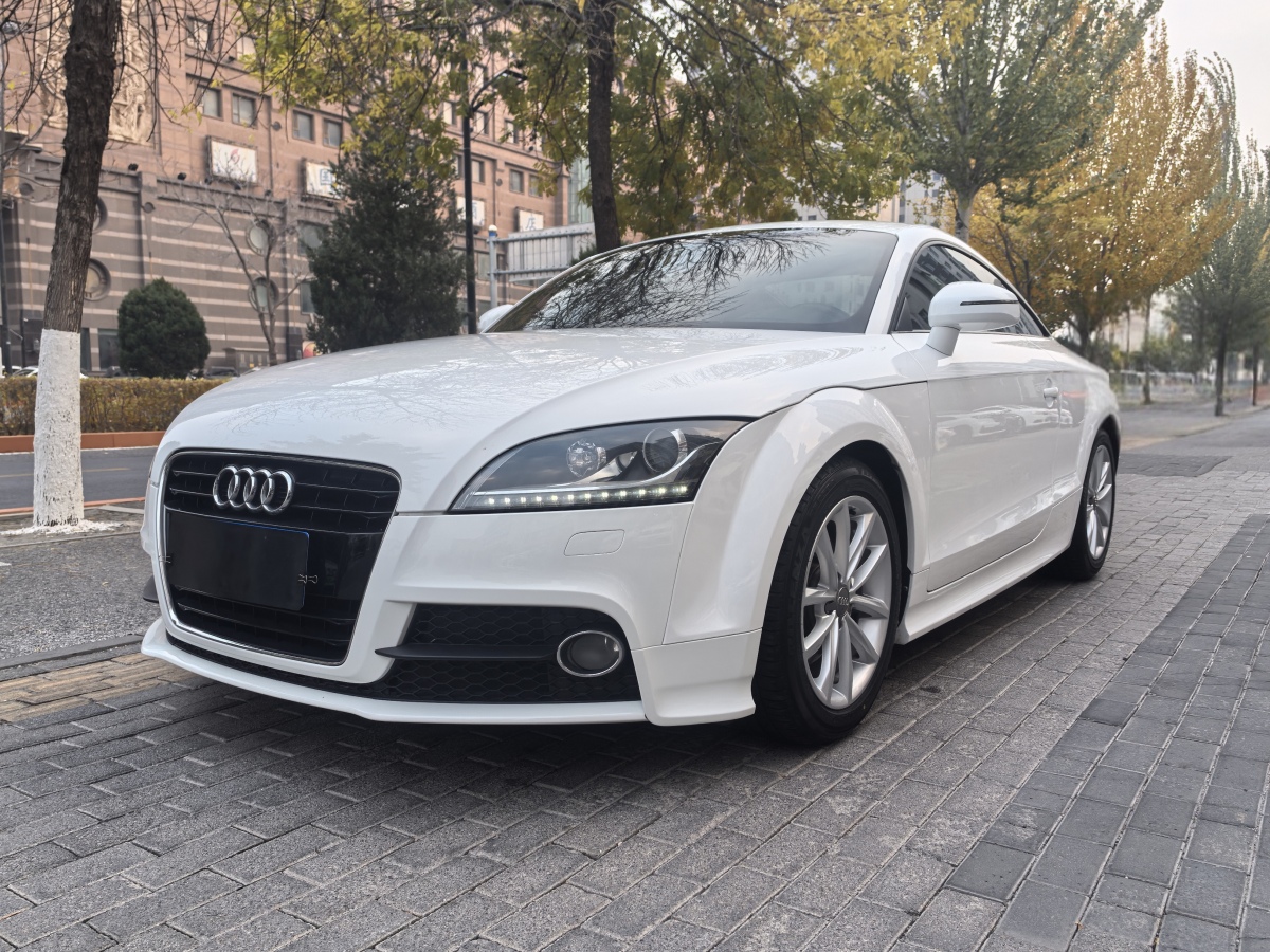 Audi TT 2014 car image #3