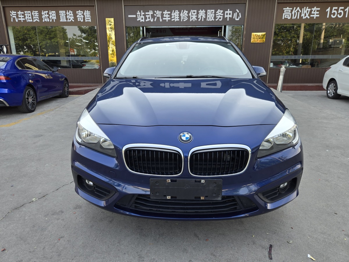 BMW 2 Series Tourer 2017 صورة سيارة #3