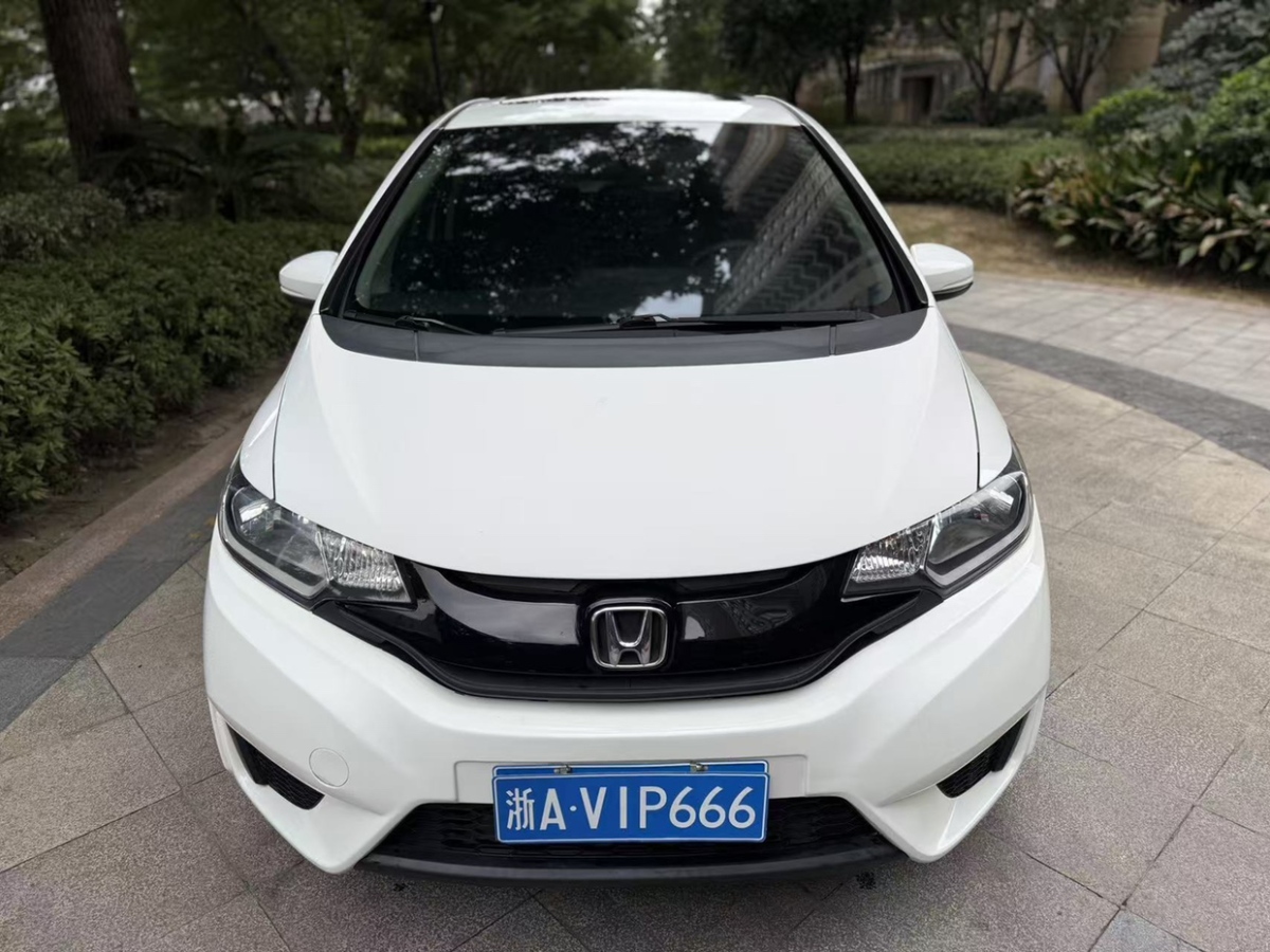 Honda Fit 2016 car image #3