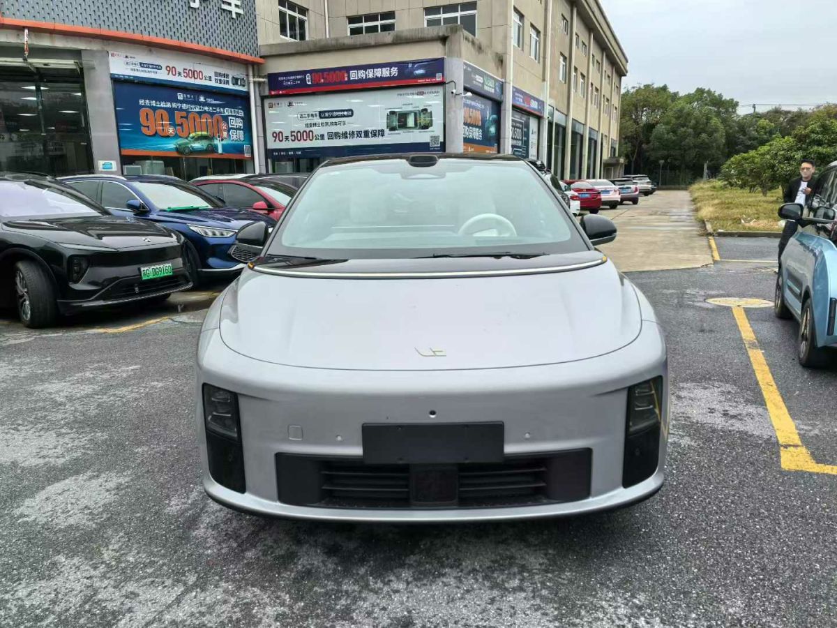 理想汽车 理想i6 2025 汽车图片 #3