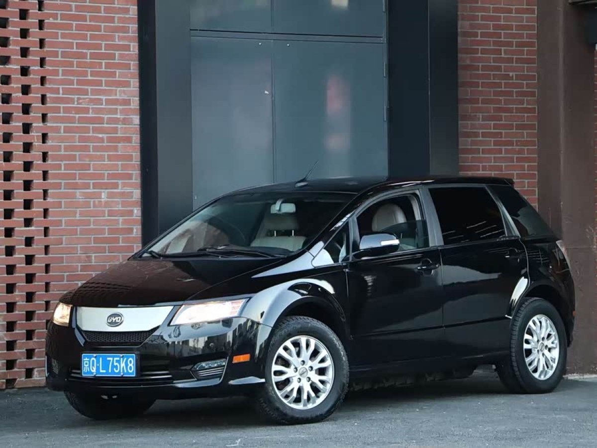 BYD e6 2016 #3 BYD e6 2016 car image #3