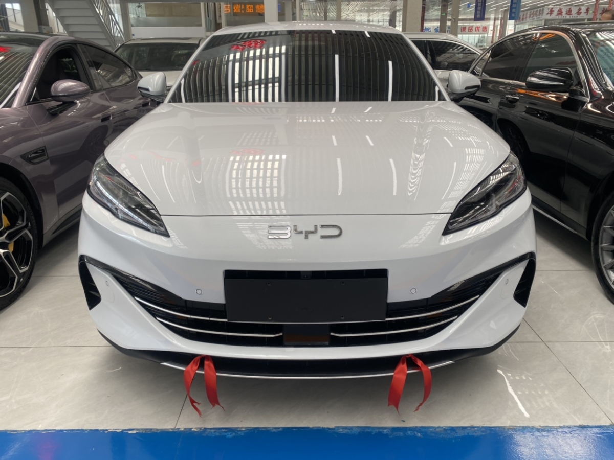 BYD Seal 06 DM-i 2025 #3 BYD Seal 06 DM-i 2025 car image #3