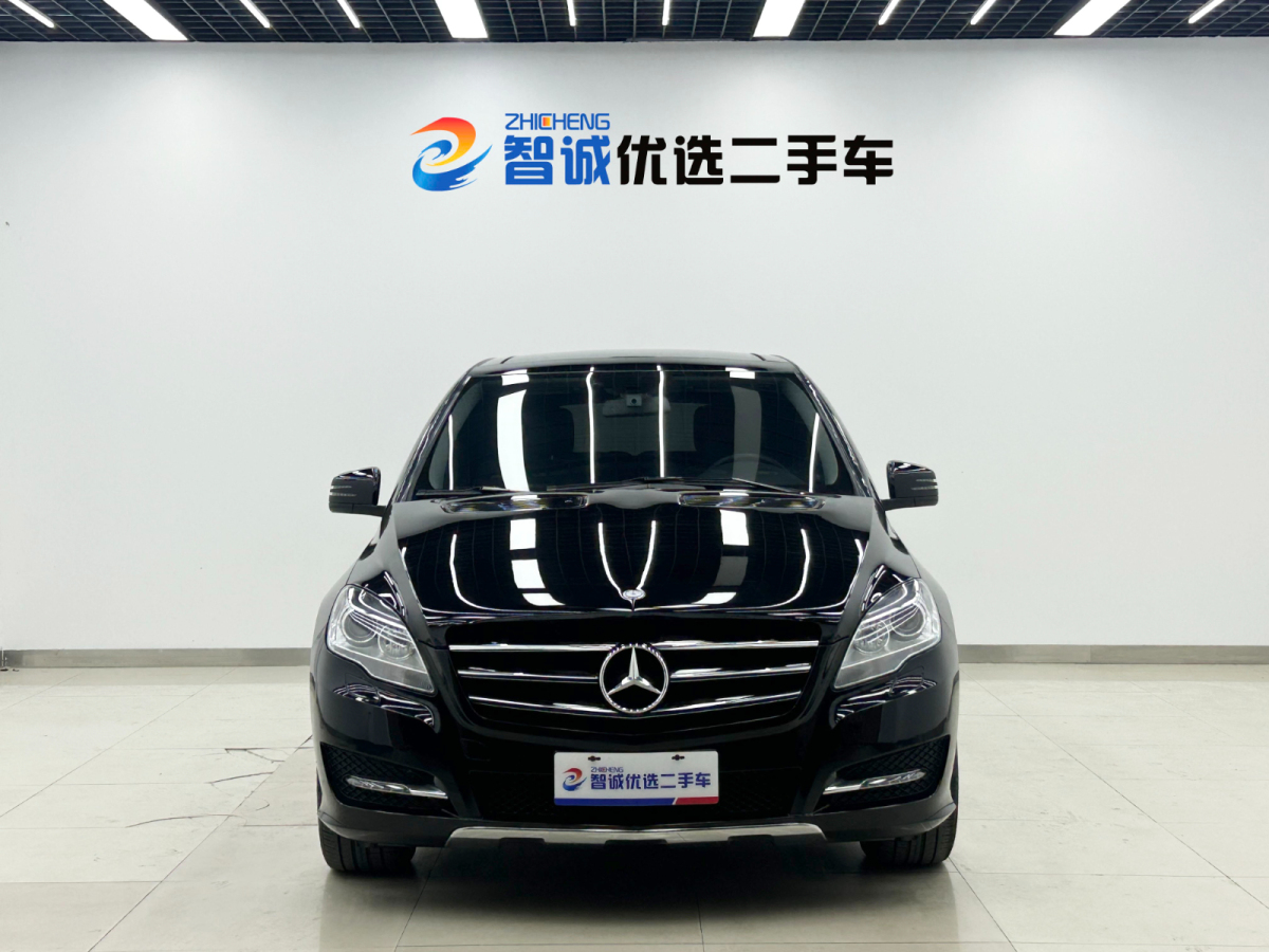 Mercedes-Benz R Class 2017 car image #3