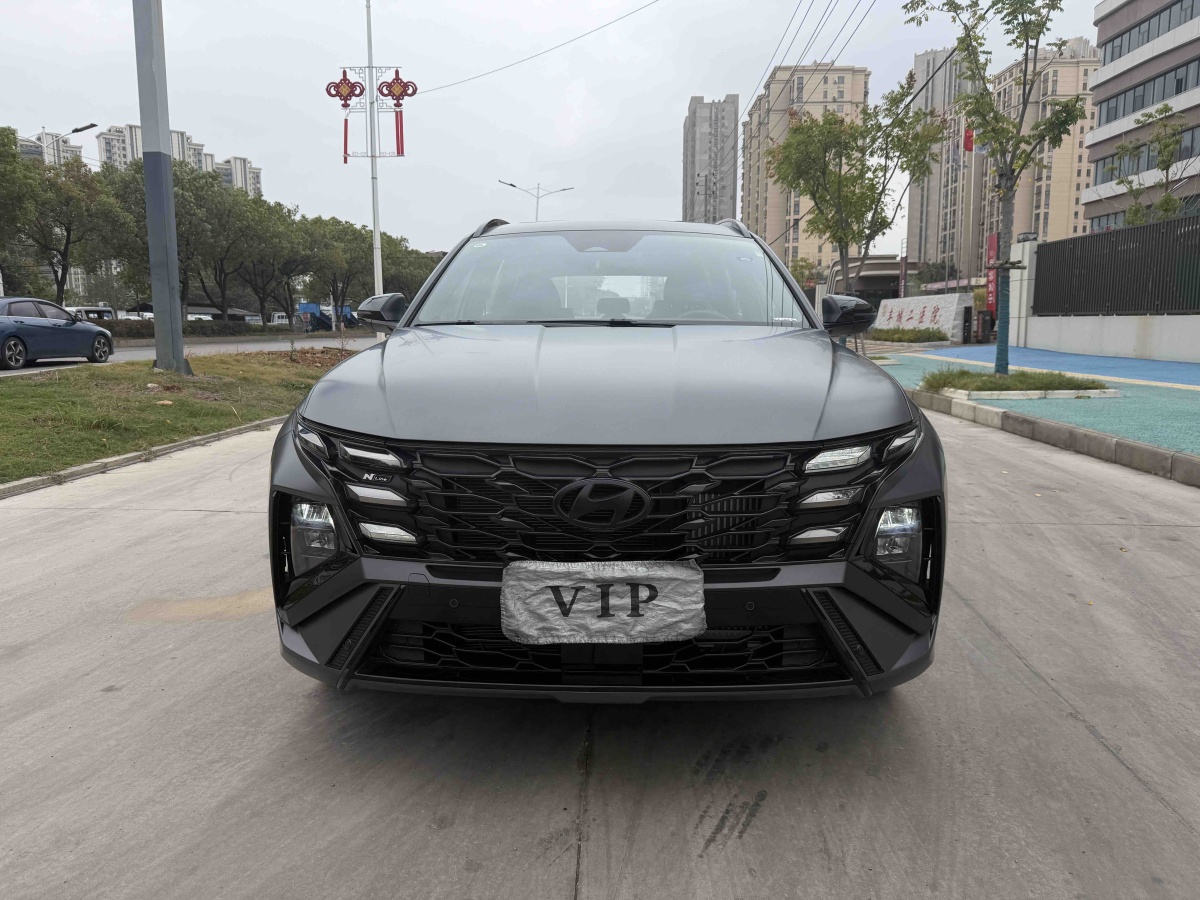 Hyundai Tucson (Imported) 2025 car image #3