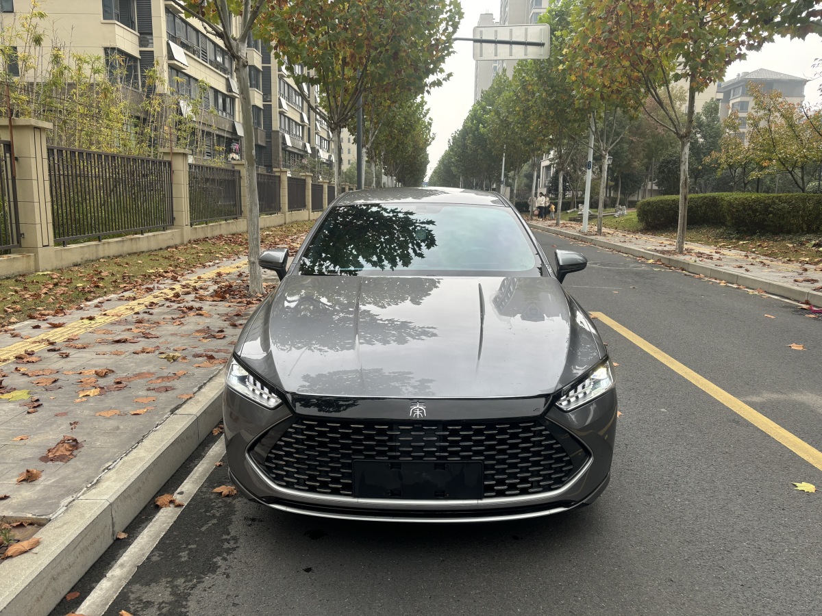 BYD Qin 2023 car image #3