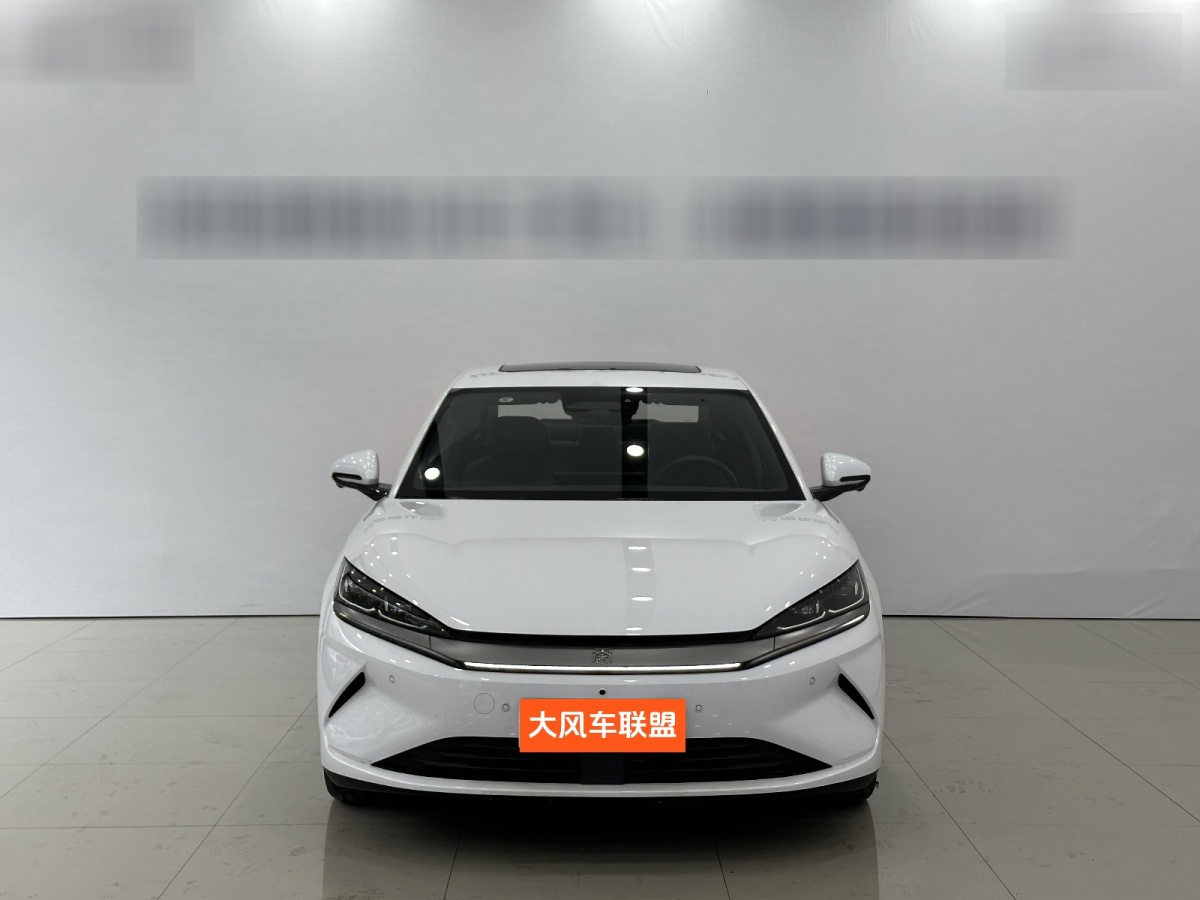 BYD Qin 2025 car image #3