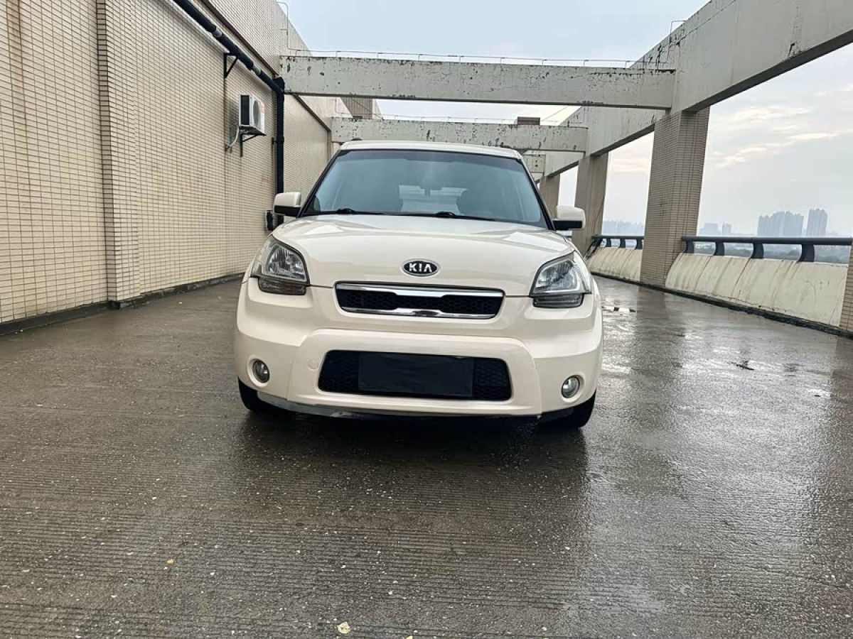 起亚 秀尔 2011 汽车图片 #3