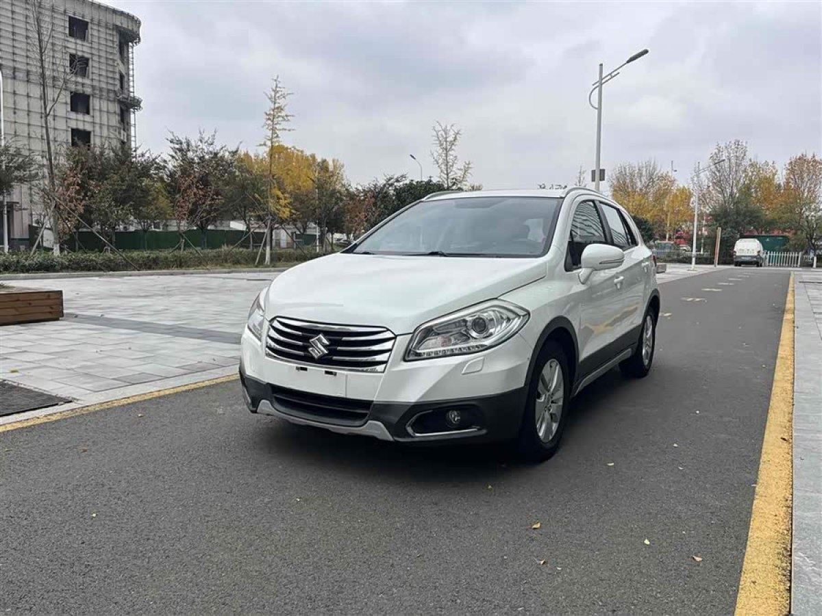 Suzuki S-Cross 2014 immagine di auto #3