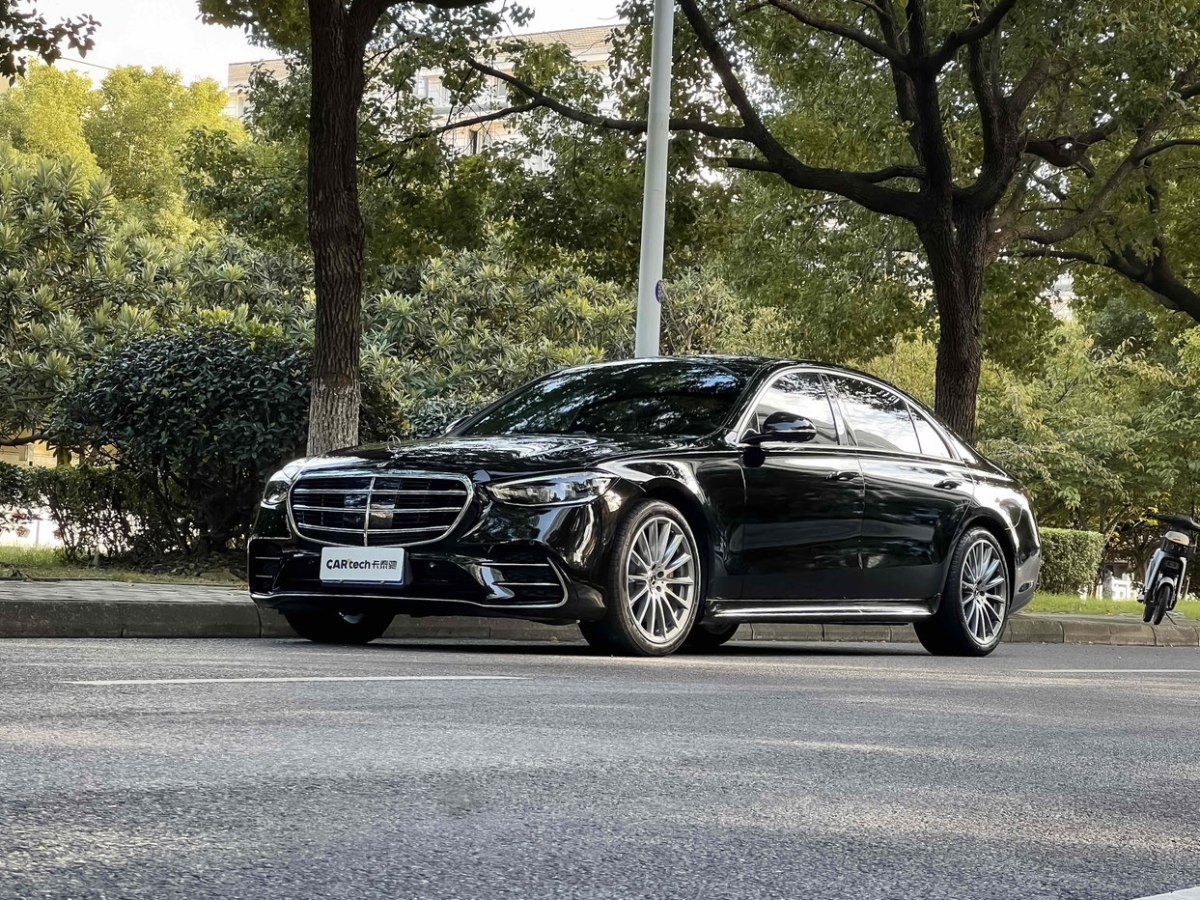 Mercedes-Benz GL AMG 2023 immagine di auto #3