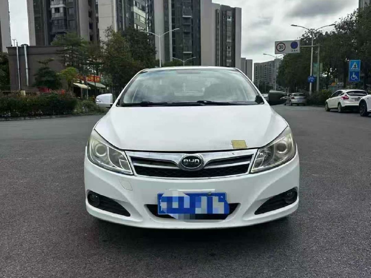 BYD SuRui 2013 car image #3