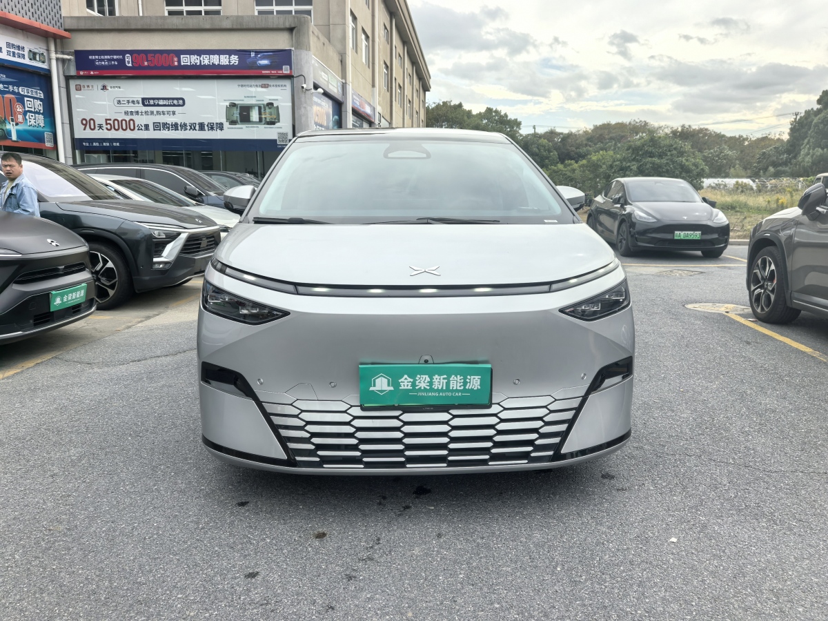 Xpeng X9 2024 immagine di auto #3