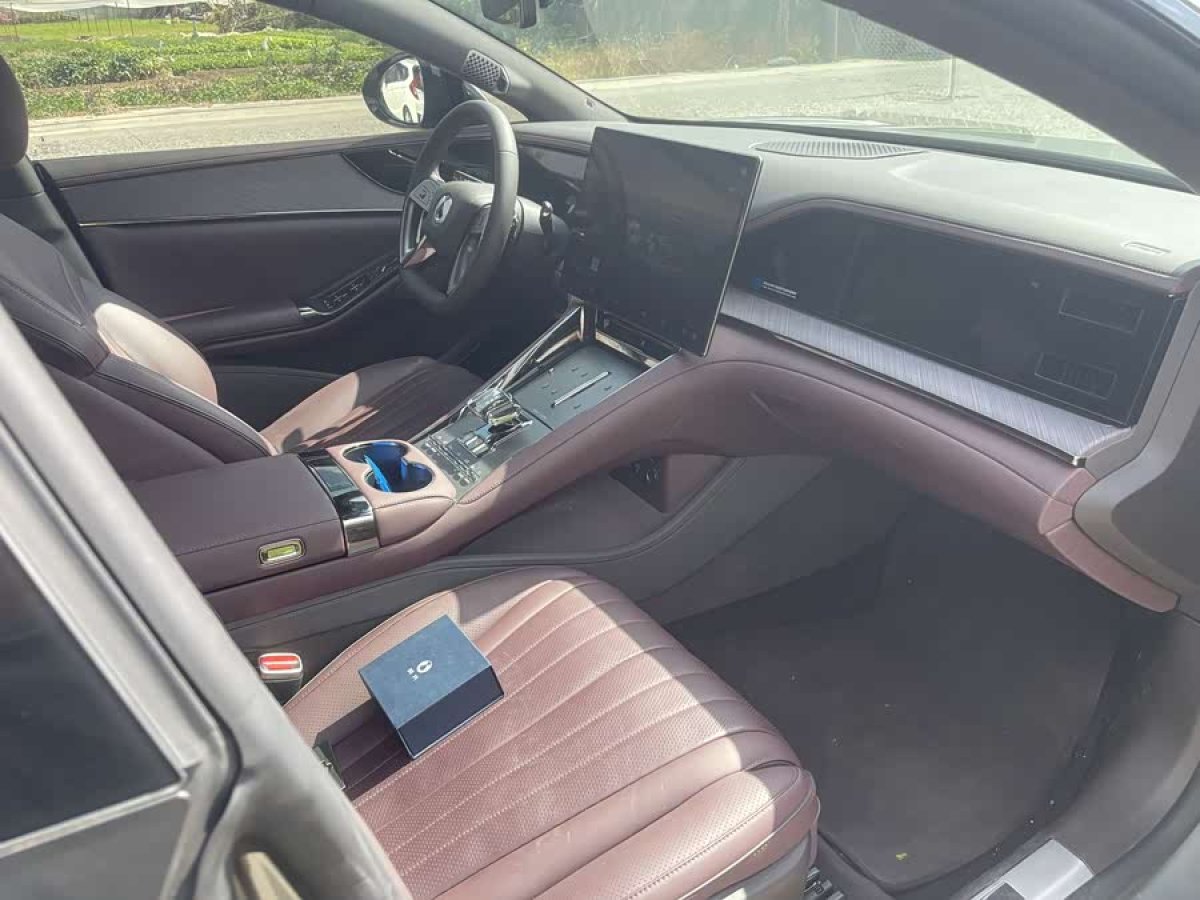 Denza Z9GT 2024 car image #3