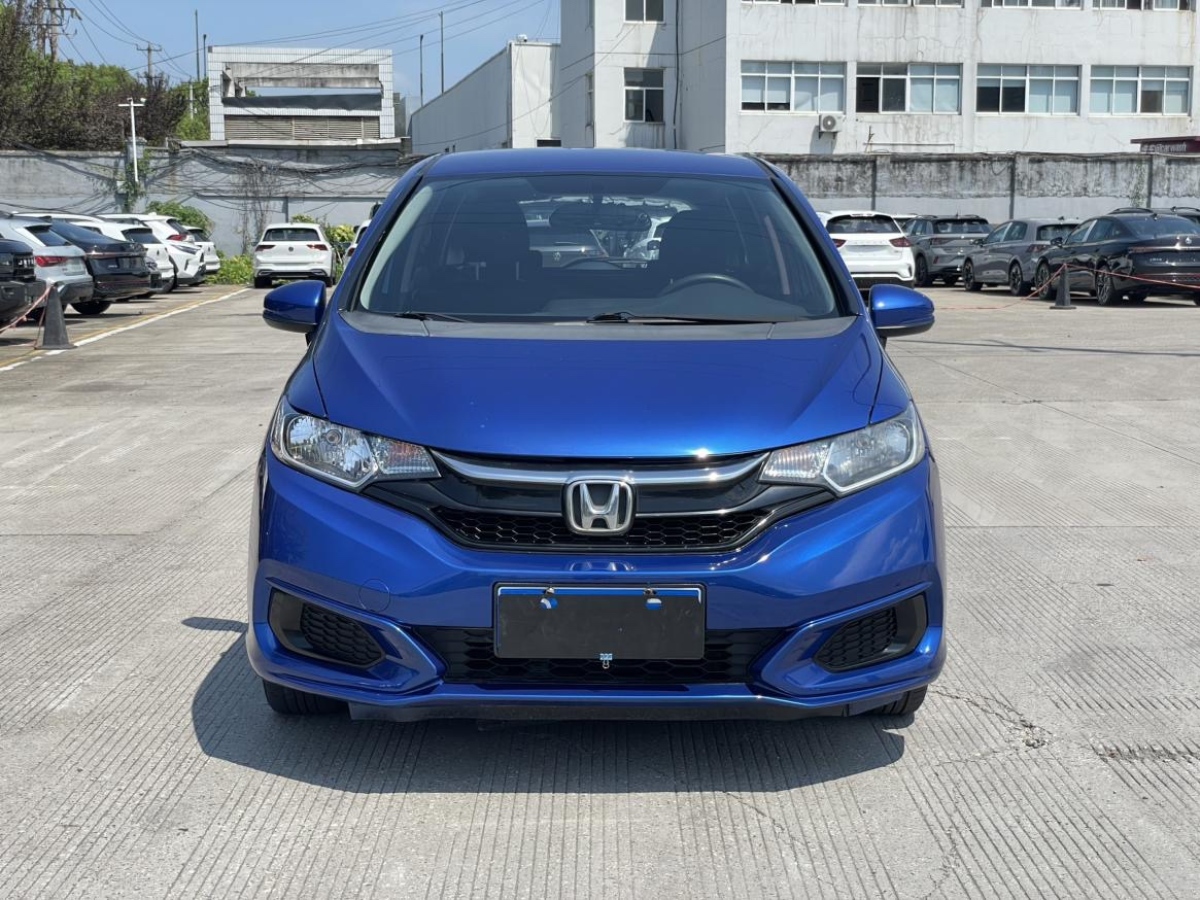 Honda Fit (Imported) 2018 #3 Honda Fit (Imported) 2018 صورة سيارة #3