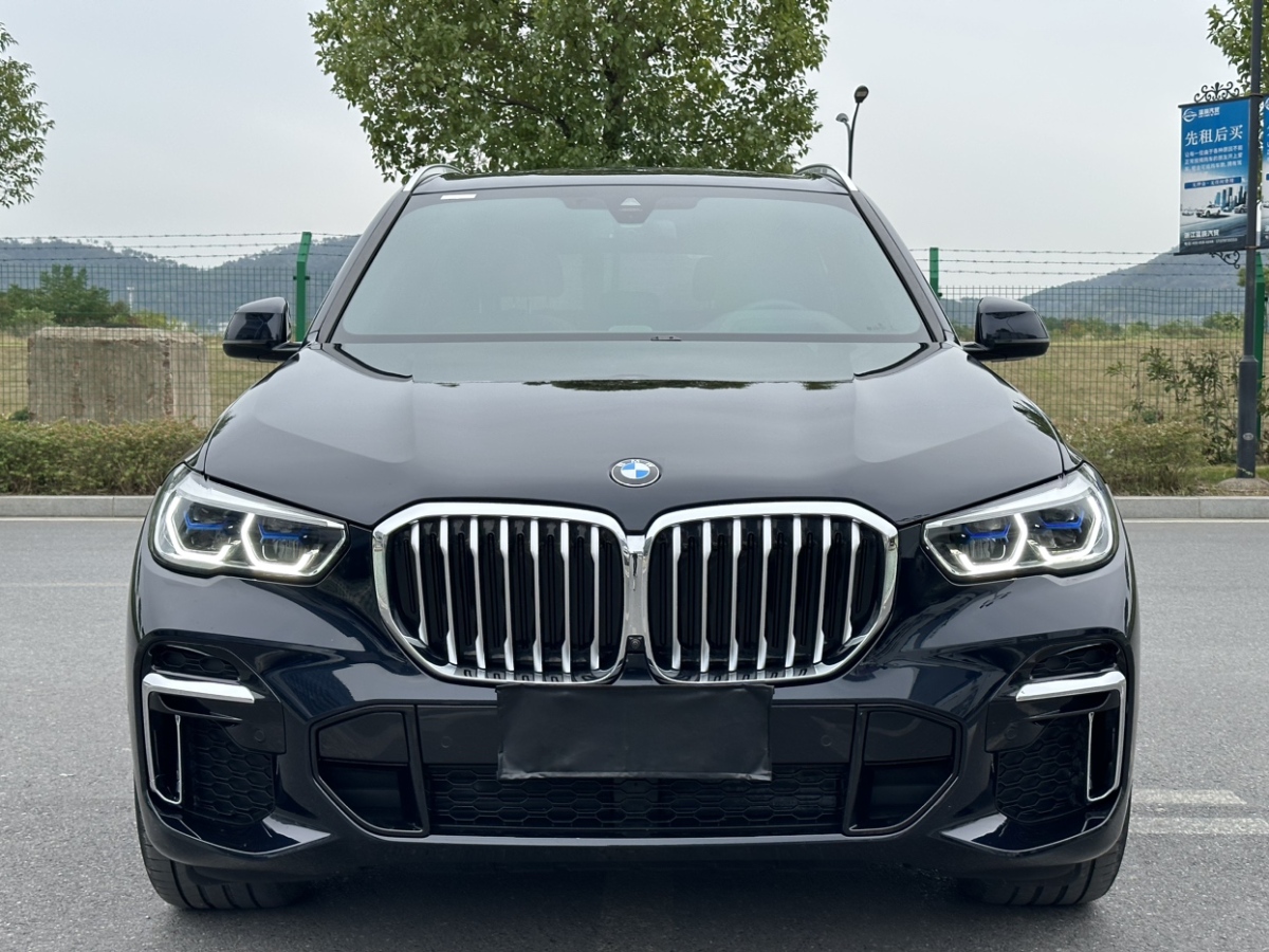 BMW X5 2023 car image #3