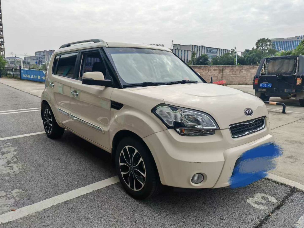 起亚 秀尔 2014 汽车图片 #3