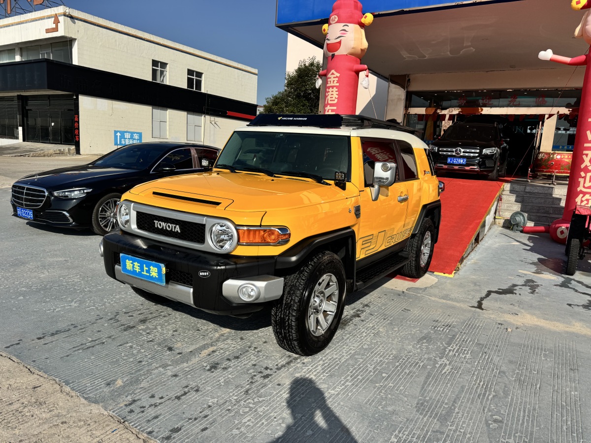 Toyota FJ Cruiser 2024 #3 Toyota FJ Cruiser 2024 car image #3