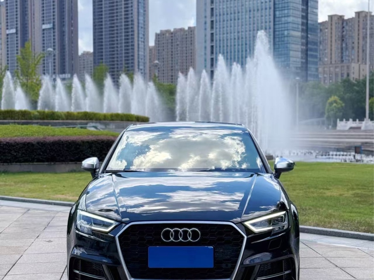 Audi S3 2019 صورة سيارة #3