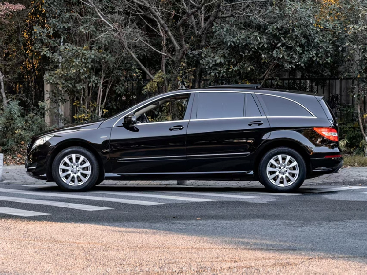 Mercedes-Benz R Class 2016 car image #3