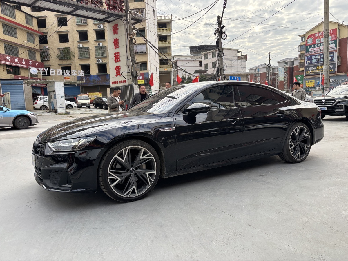 Audi A7L 2023 immagine di auto #3