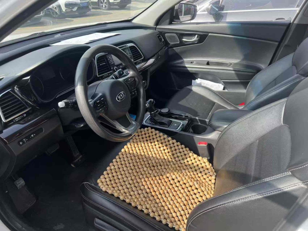 起亚 起亚K4 2015 汽车图片 #3