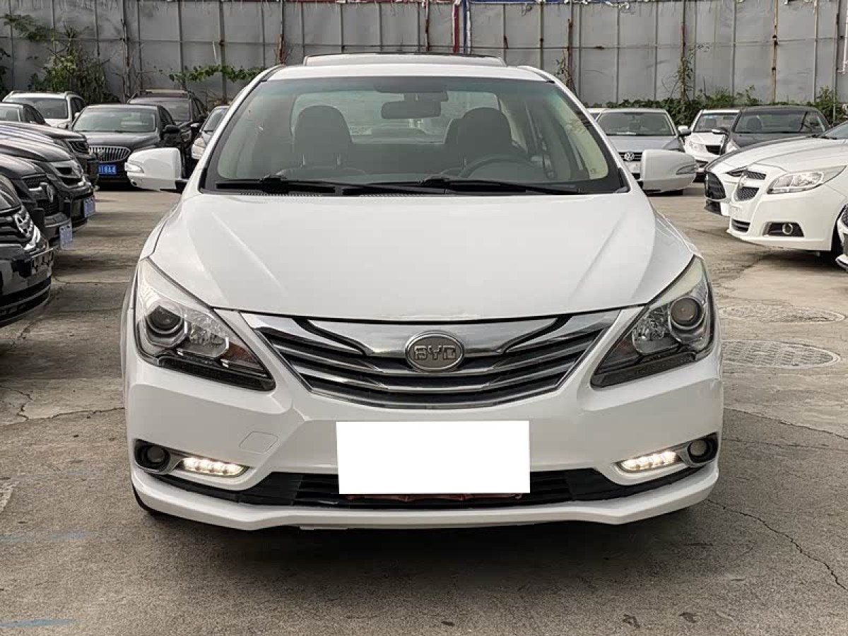 BYD G5 2016 #3 BYD G5 2016 car image #3