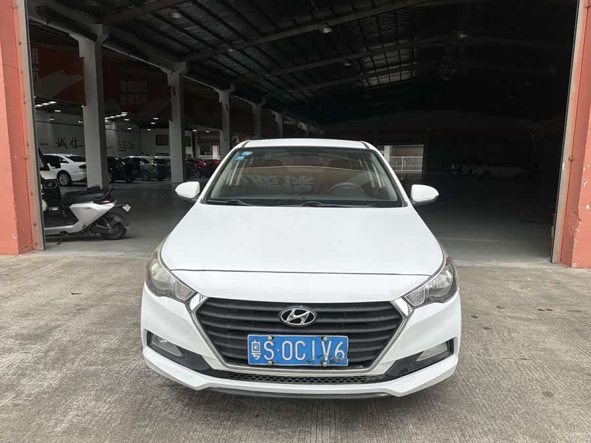 Hyundai Verna 2017 car image #3