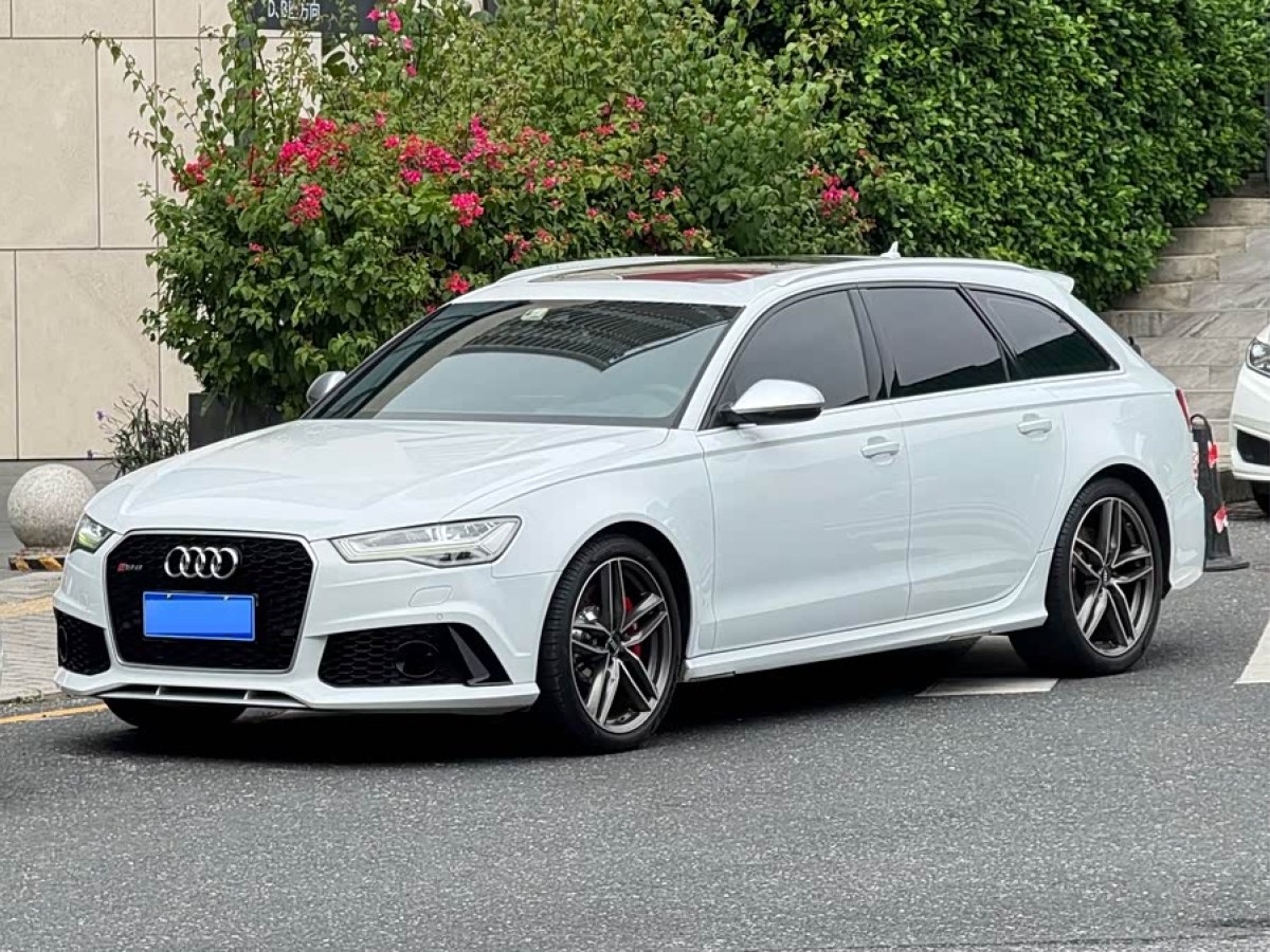 Audi RS 6 2017 صورة سيارة #3