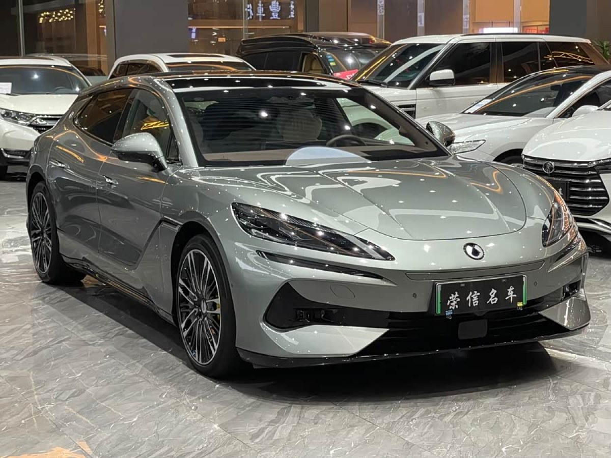 Denza Z9GT 2024 #3 Denza Z9GT 2024 car image #3