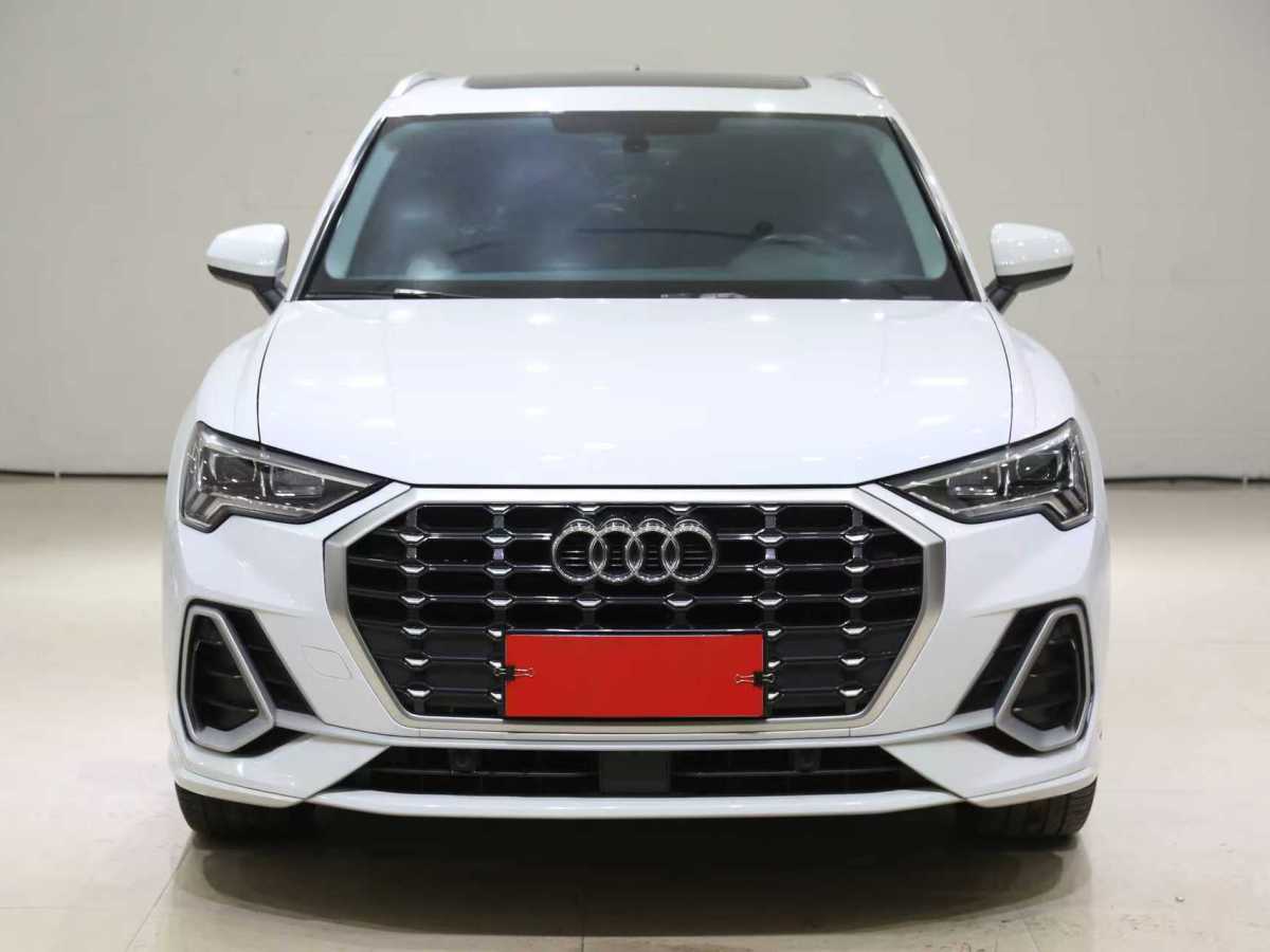 Audi Q3 (Imported) 2022 صورة سيارة #3