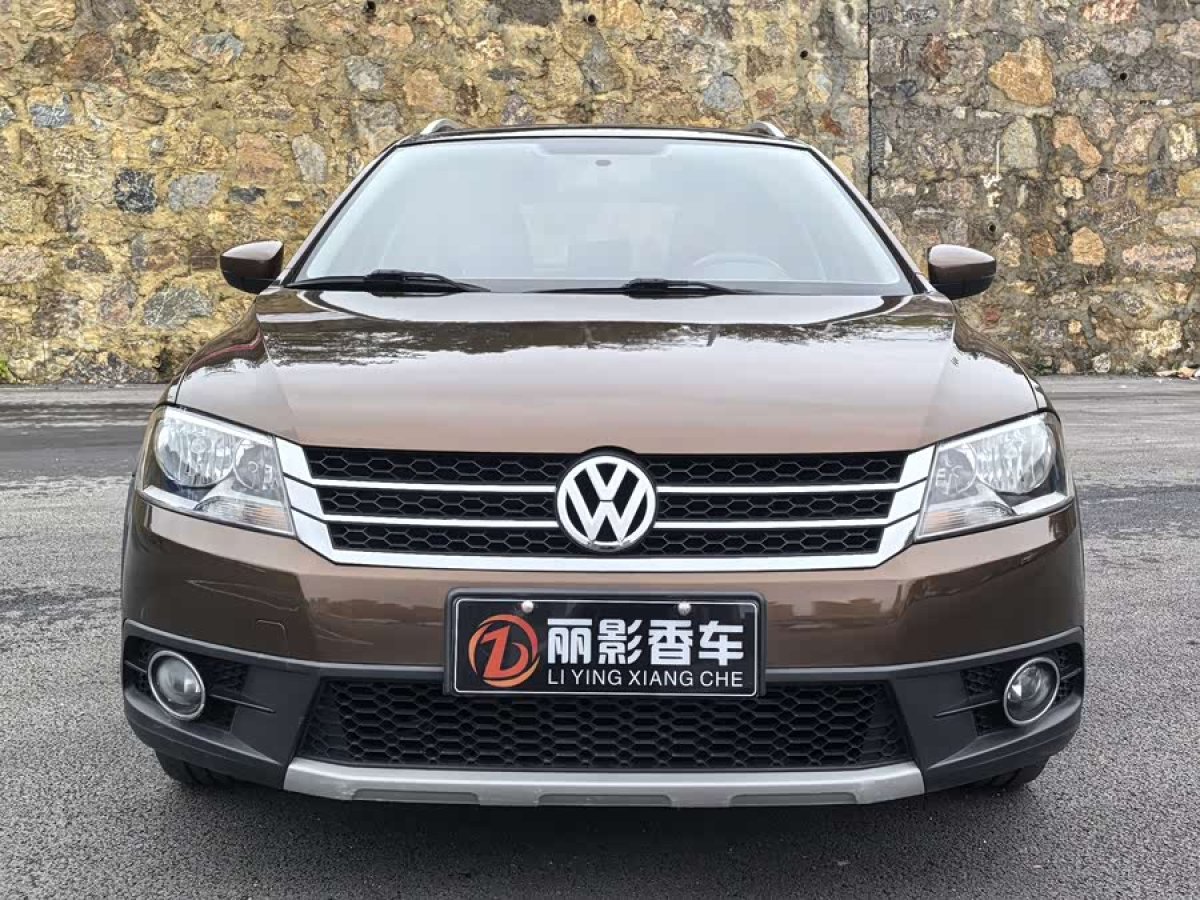 Volkswagen Cross Lavida 2014 immagine di auto #3