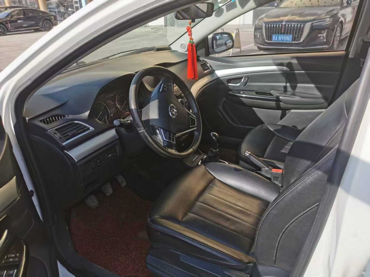 Great Wall C30 2016 car image #3